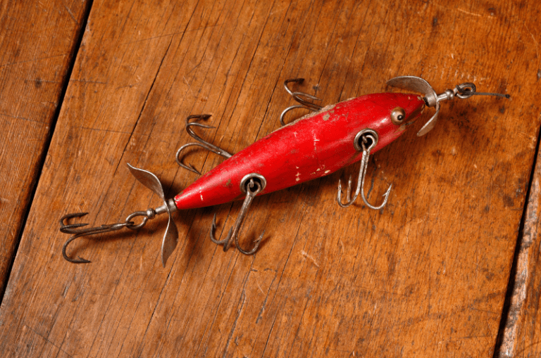 Where to Sell Fishing Lures Antique and Functional